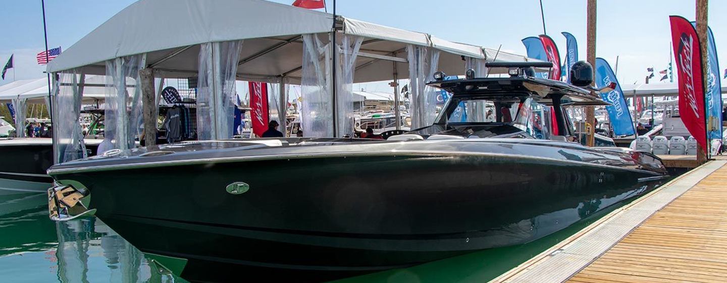 Nor-Tech 560 Sport Yachts, Example 1