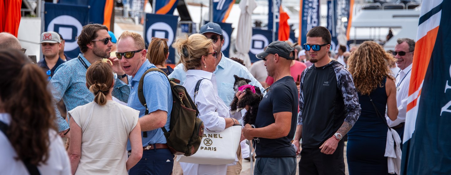 Boat Show Etiquette: How to Ensure a Successful First Visit review