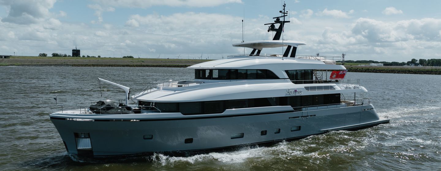 Moonen 122 Martinique Superyacht Lollipop under way 