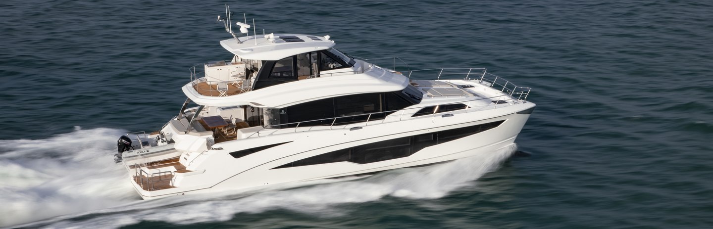 Aquila 70 Luxury Boats, Example 1