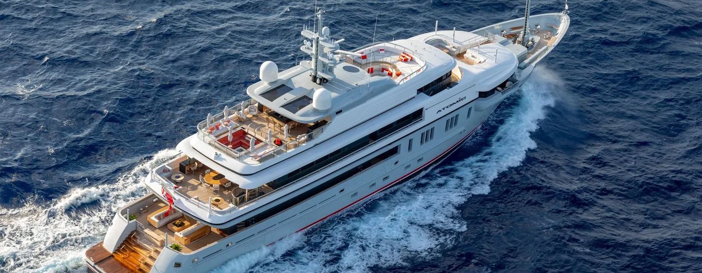 Superyacht Atomic under way 