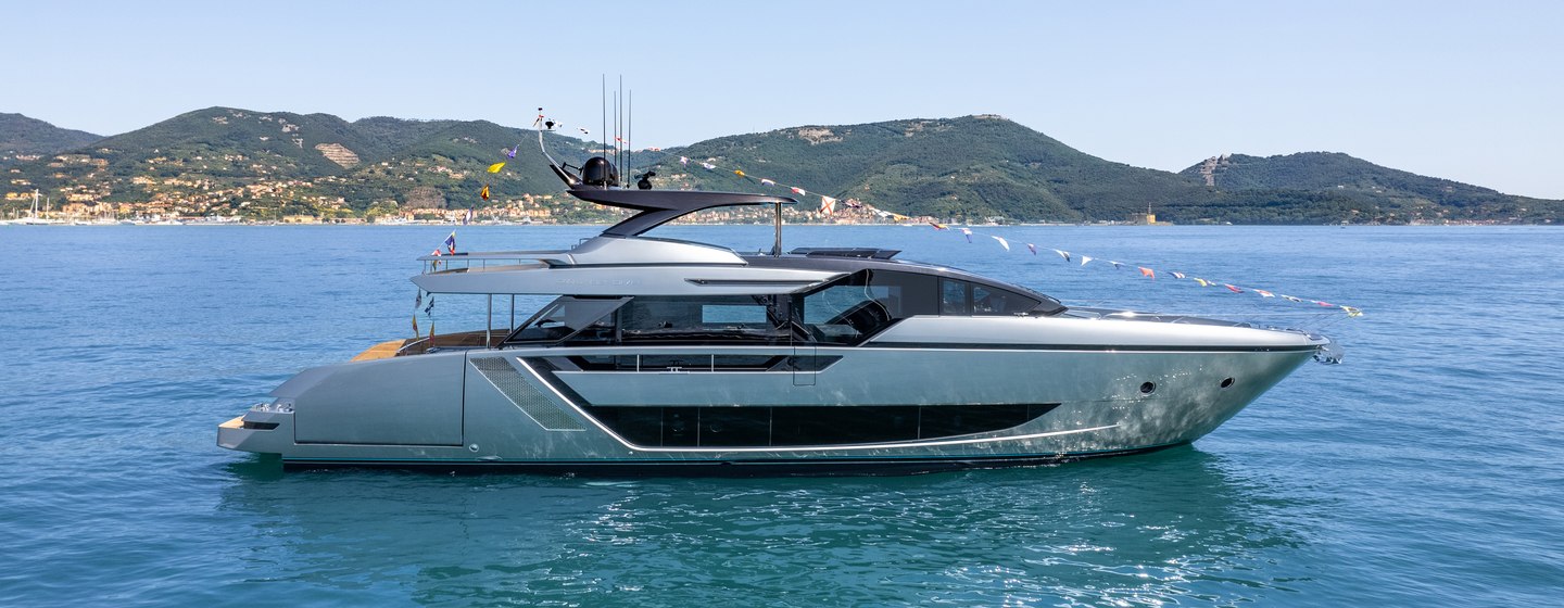 First Riva 82' Diva launched ahead of Cannes debut photo 1