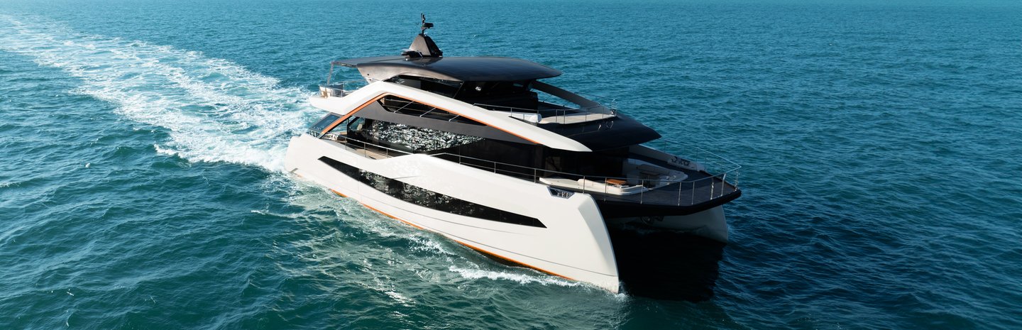 Wider WiderCat 92 Yachts, Example 1