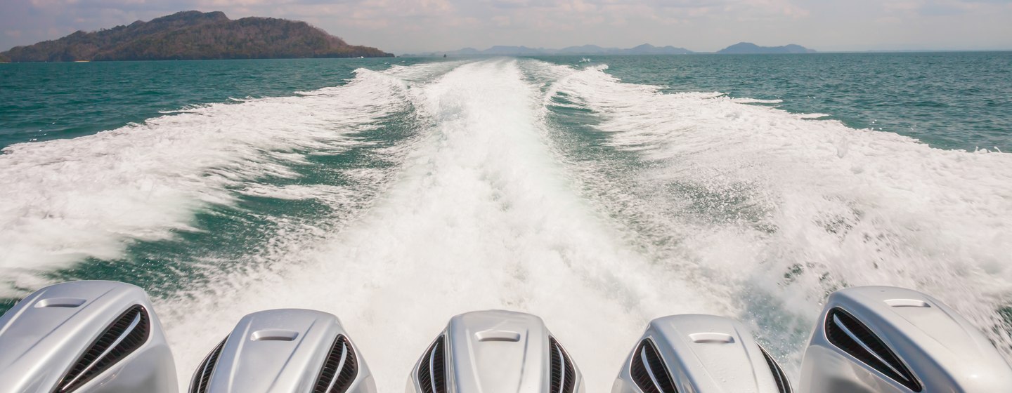 Choosing the Right Engine for Your Yacht  review