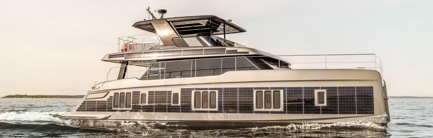 60 Power Eco Catamarans, Example 1