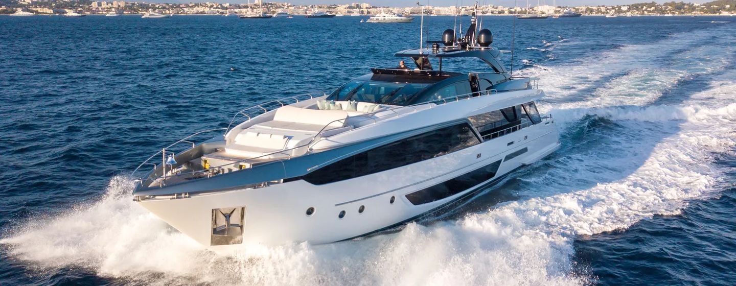 Superyacht Elysium I under way 