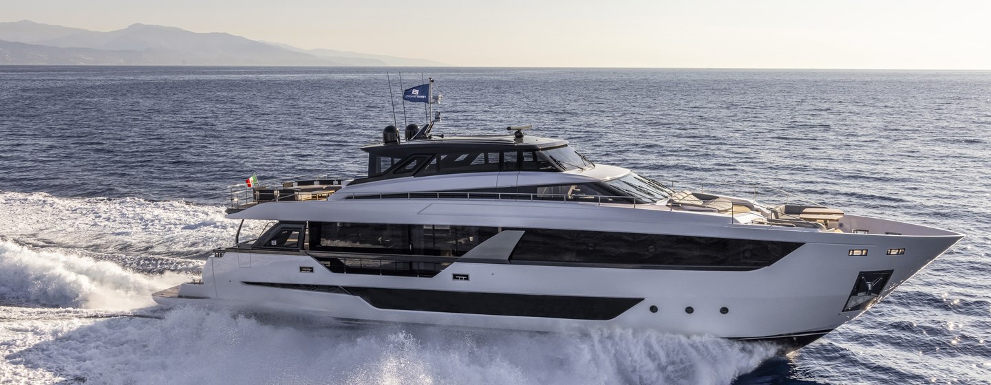 Ferretti Yachts 1000 SkyDeck launches for the American market  photo 1