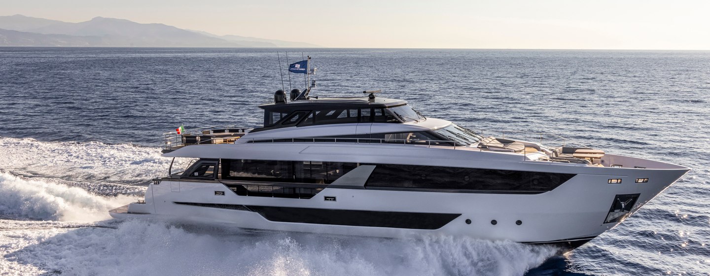 Ferretti Yachts 1000 SkyDeck launches for the American market  photo 1