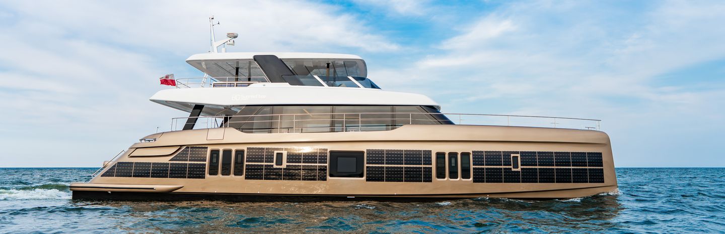 80 Sunreef Power Eco Catamarans, Example 1