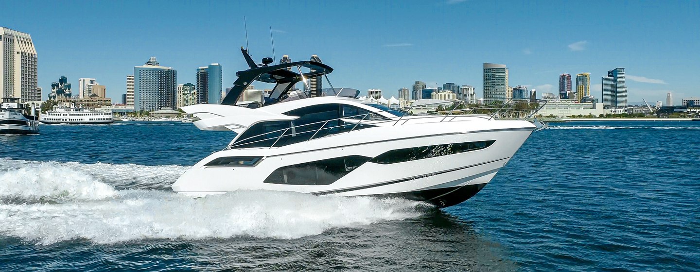 Sunseeker Manhattan 55 on water