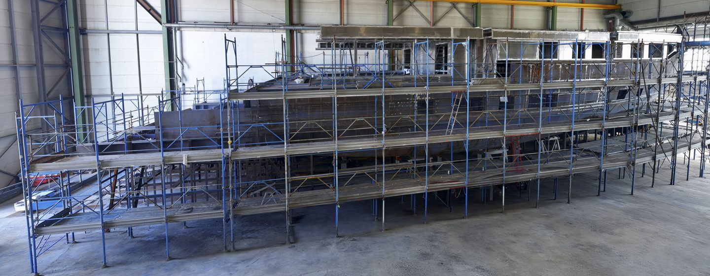 Cantieri di Pisa CDP Custom 40 superyacht under construction