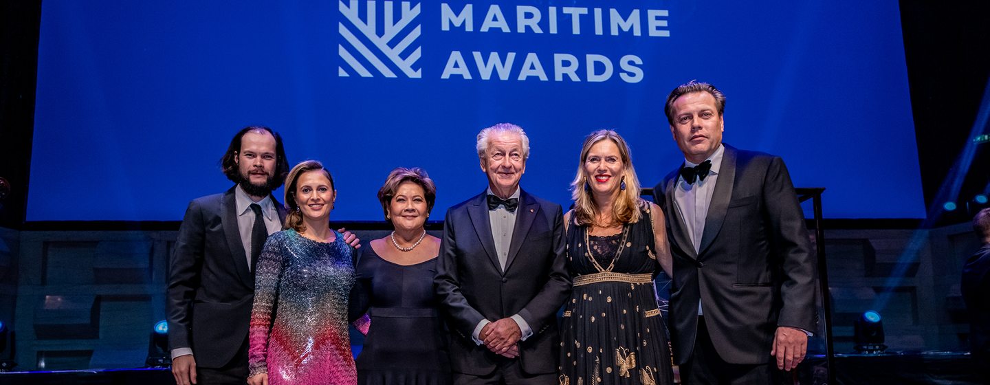 Kommer Damen awarded prestiguous Lifetime Achievement Award at Maritime Awards Gala  photo 1