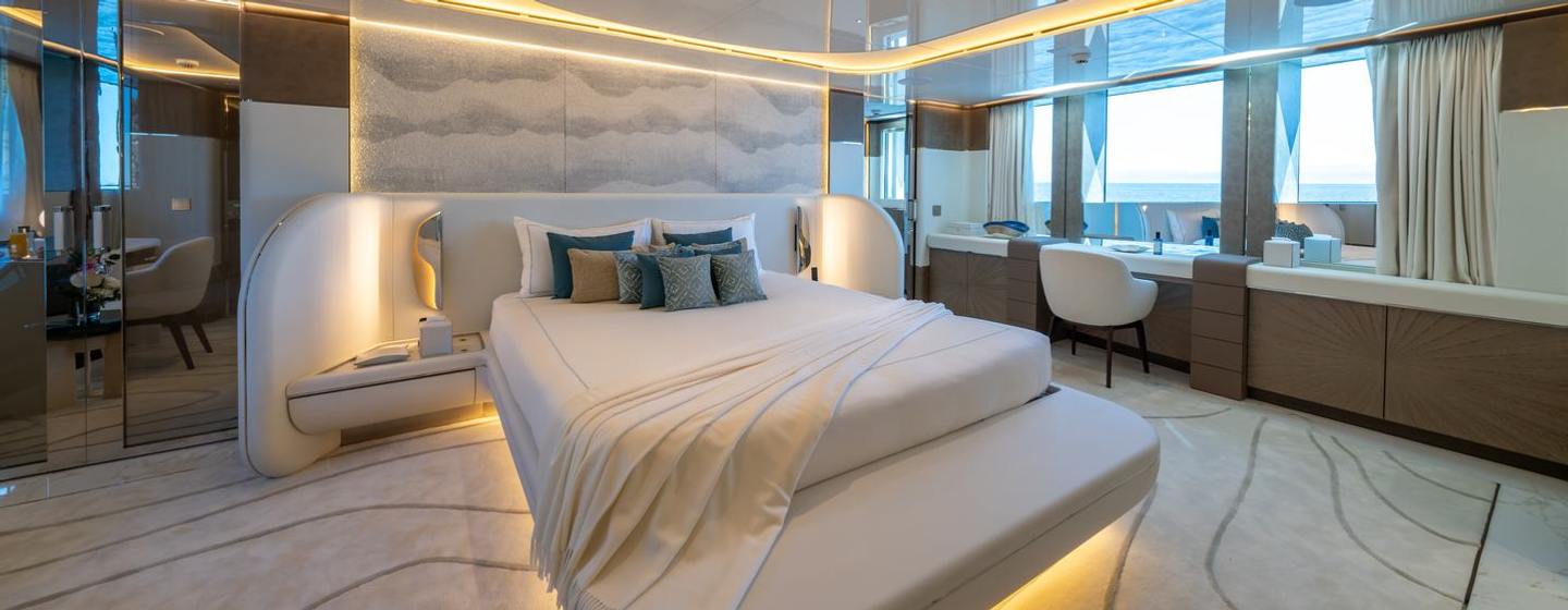 Bilgin Yachts superyacht Camila master cabin with desk 
