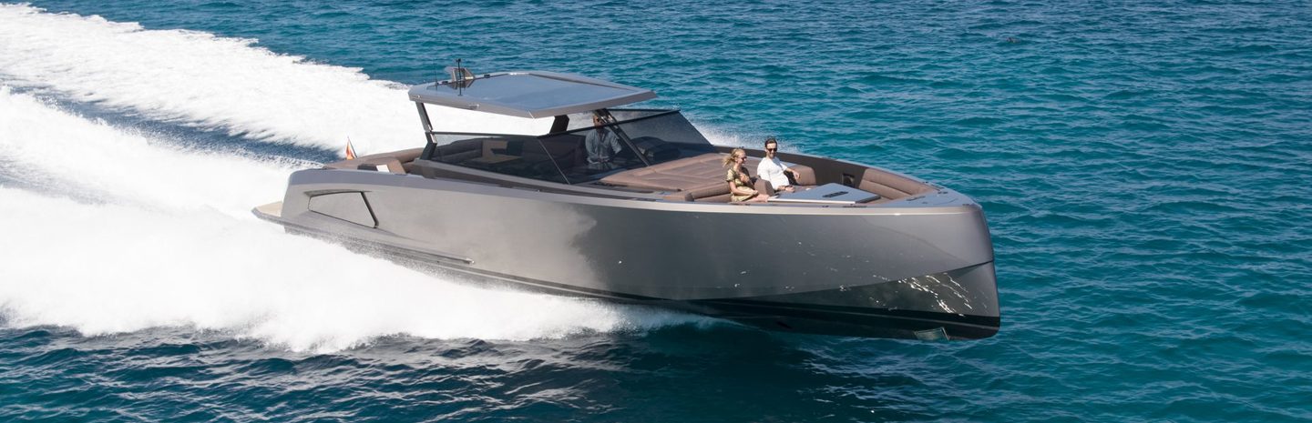 Vanquish VQ52 Boats, Example 1