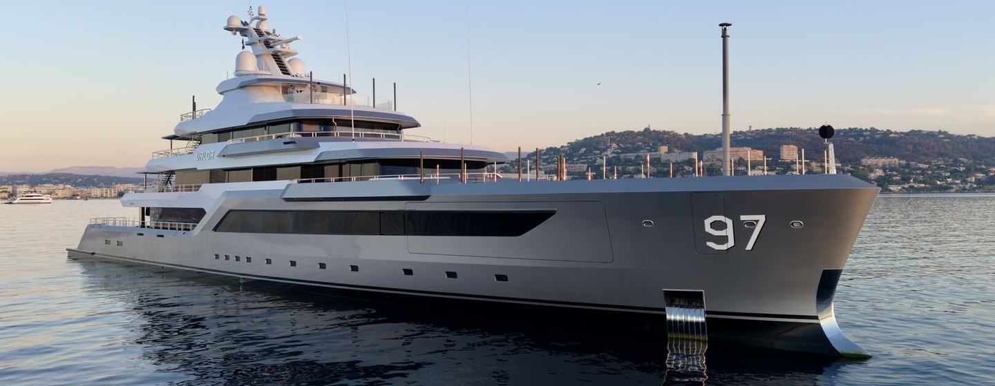 Superyacht Valor at anchor 