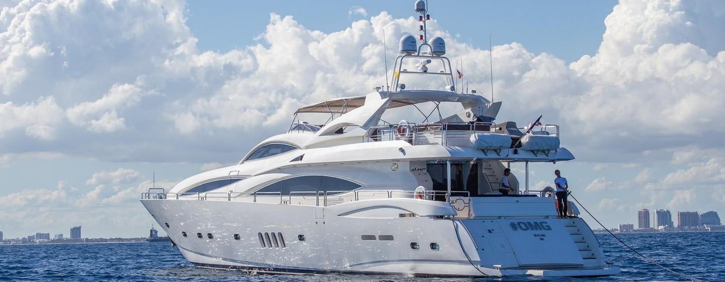  Motor Yacht #OMG at anchor 