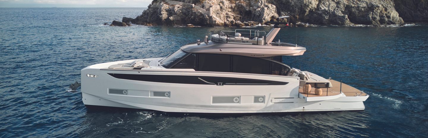 Azimut Seadeck 6 Sundeck Yachts, Example 1