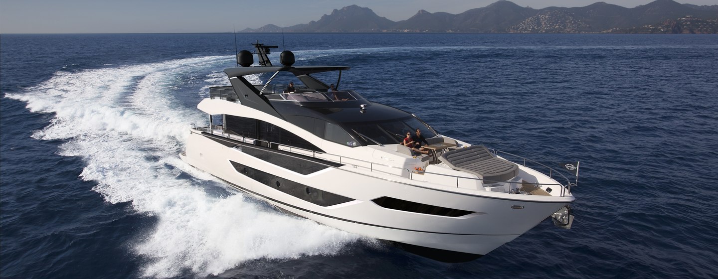 Sunseeker 88 Yacht on water moving at speed