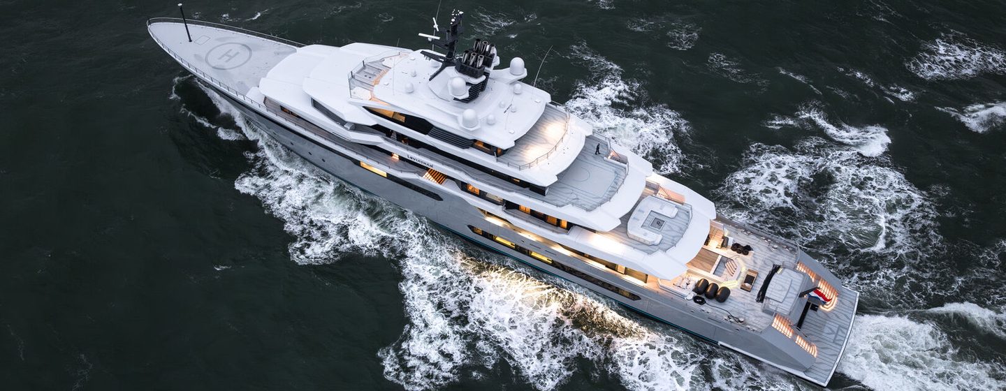 Superyacht Leviathan under way 