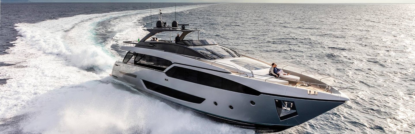 Riva 90' Argo Yachts, Example 1