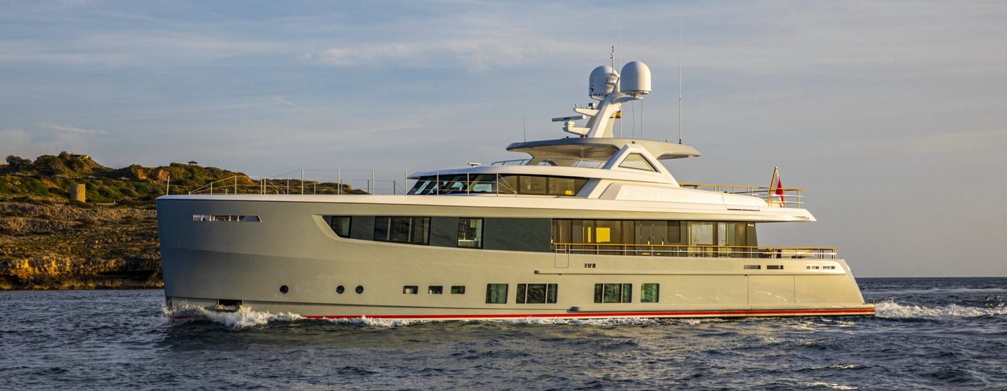 Superyacht Delta One under way 