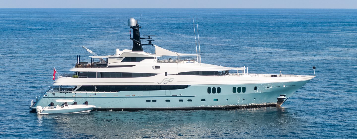 Superyacht Scott Free at anchor 