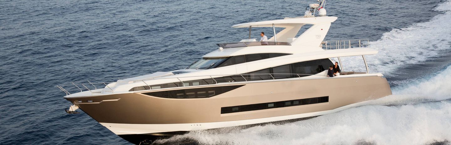 Prestige 750 Yachts (2014 - 2020), Example 1