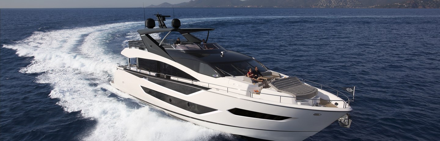 Sunseeker 88 Yachts, Example 1