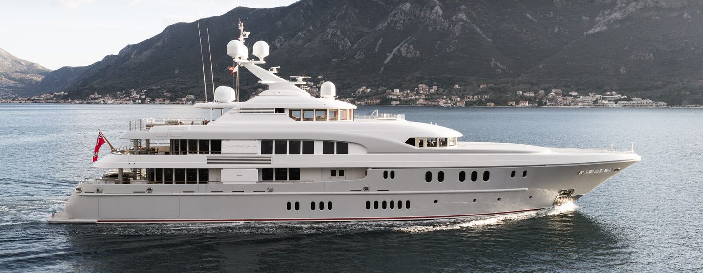 Caipirinha at anchor side view