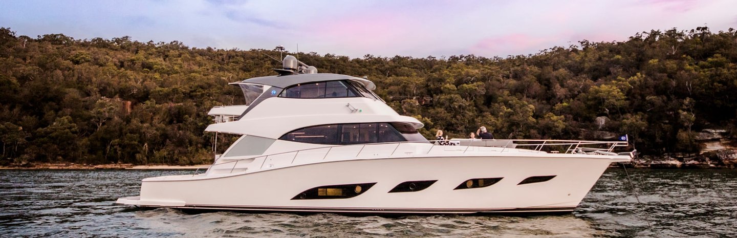 Riviera 68 Sports Motor Yachts (Mk1, 2017 - 2021), Example 1