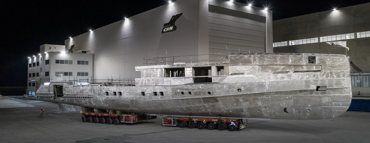 CRN 142 yacht in construction