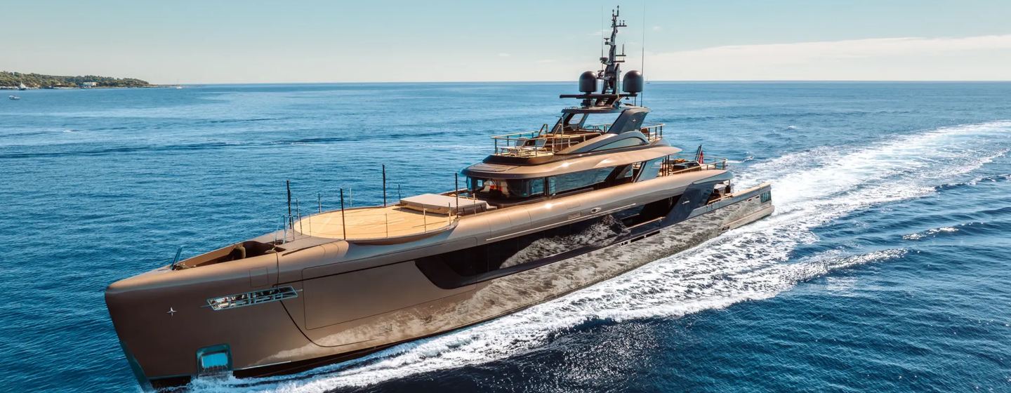  Admiral superyacht RAJA² underway at speed