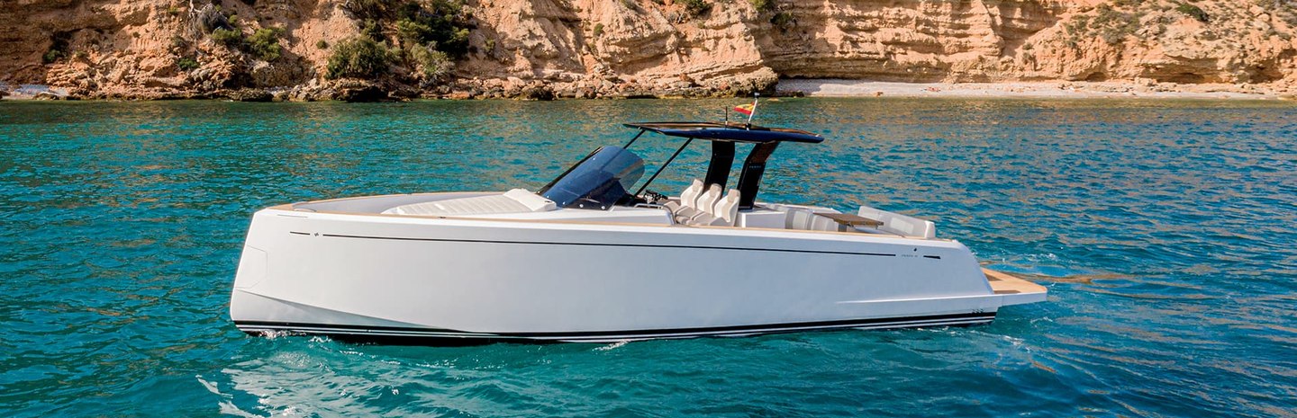 Pardo P38 Yachts, Example 1