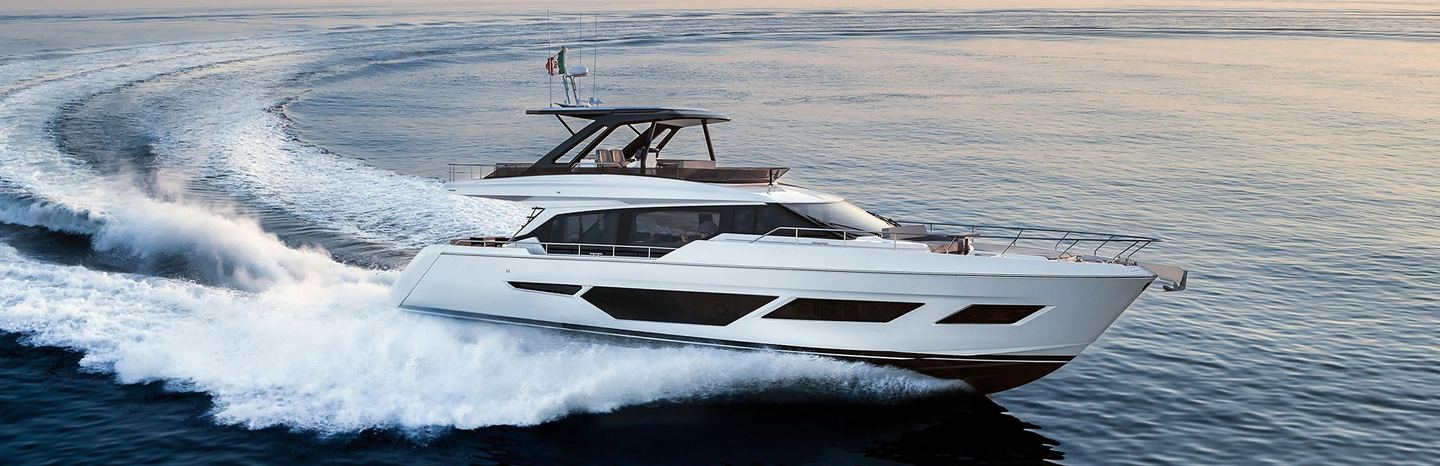Ferretti 720 Yachts, Example 1