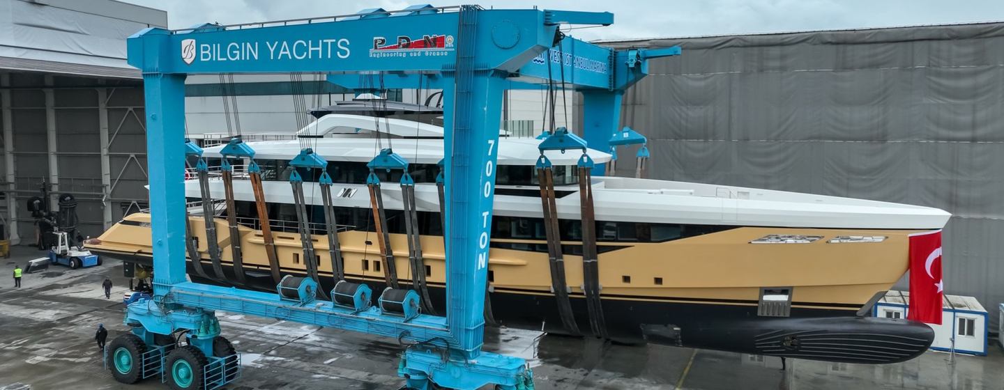 Motor Yacht Tamasha on trolley on way to launch