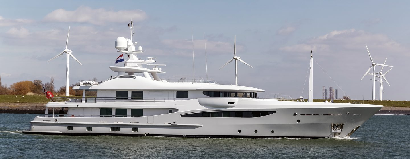 Amels superyacht GRACE on water