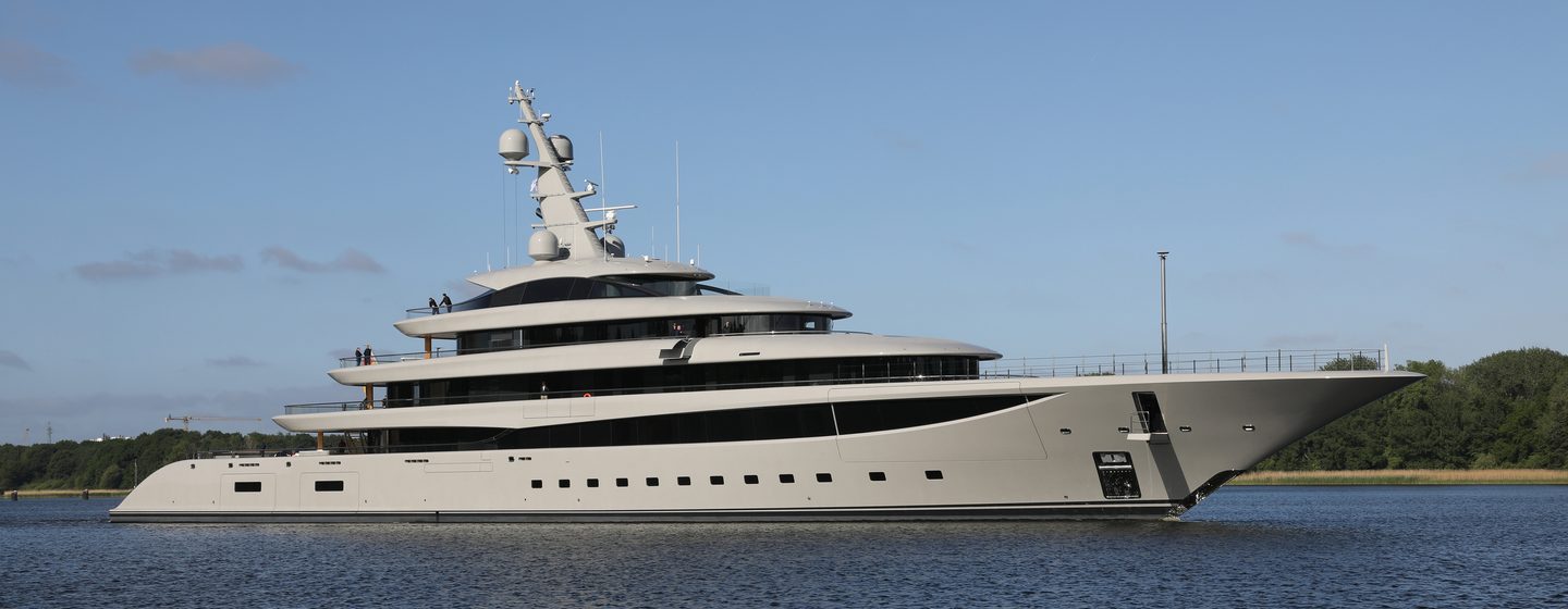 Superyacht Nixie at anchor 