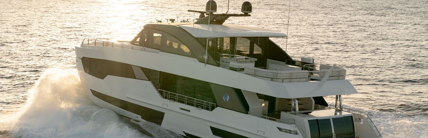 Ocean Alexander 90R Open Yachts, Example 1