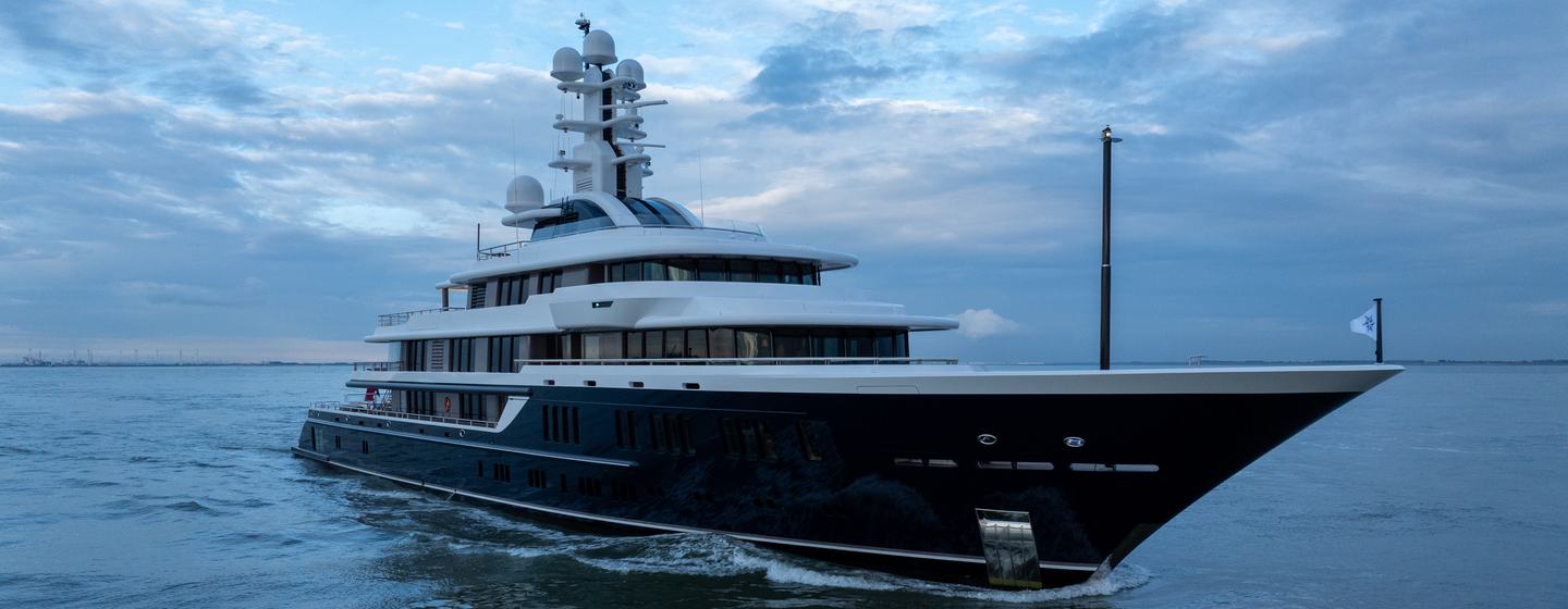 Superyacht Moonstone post refit under way 