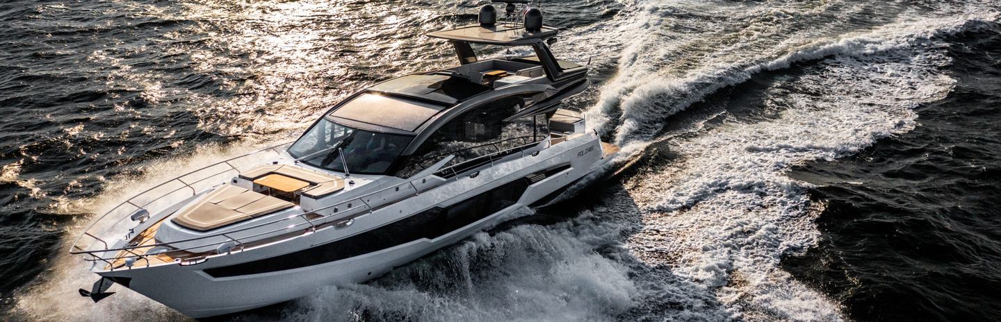 Galeon 700 Skydeck Boats (Mk2, 2019 - 2026), Example 1
