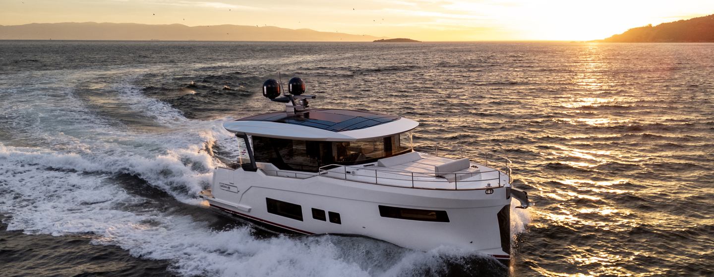 Sirena Yachts reveals hybrid variant of Sirena 48 photo 1