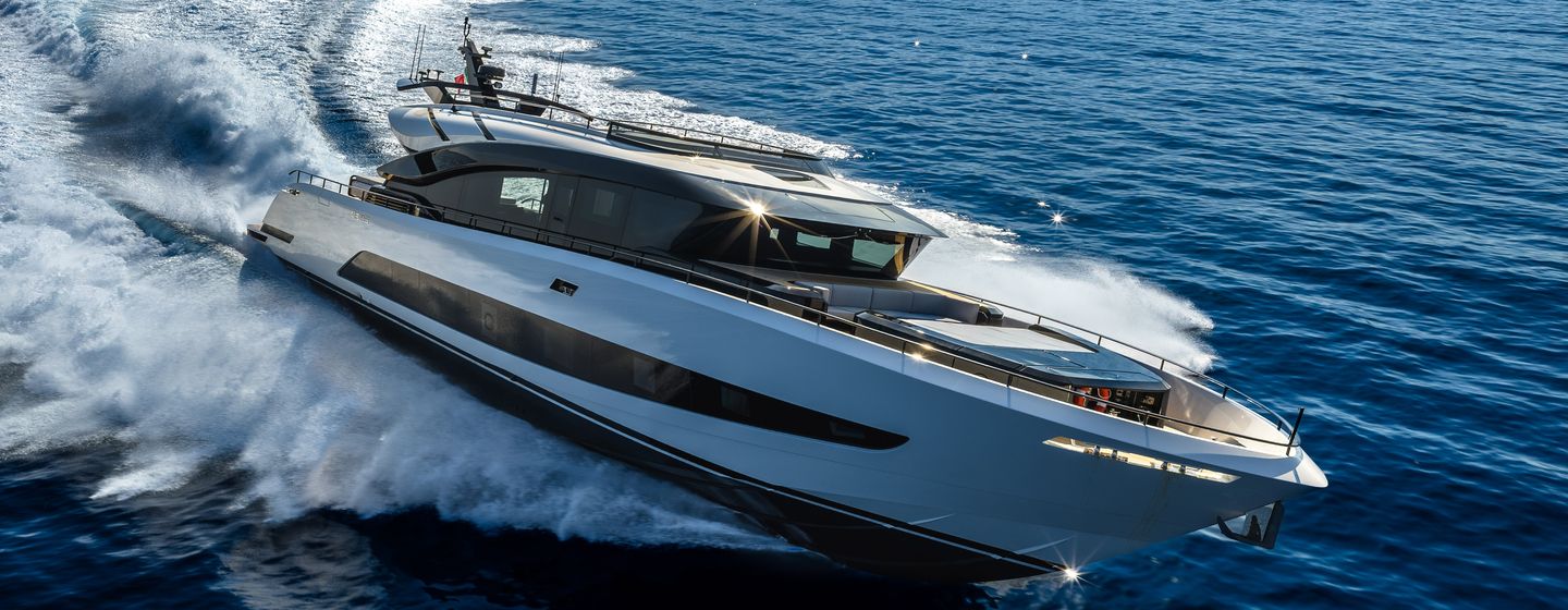 AB Yachts AB 95 motor yacht under way 