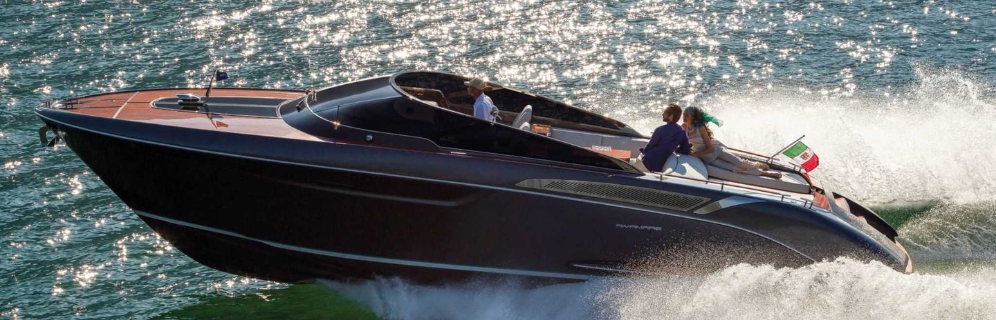 Riva Rivamare Boats, Example 1