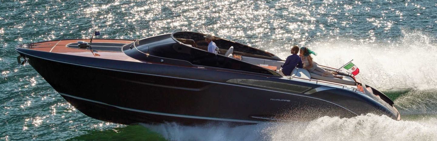 Riva Rivamare 38 Boats, Example 1