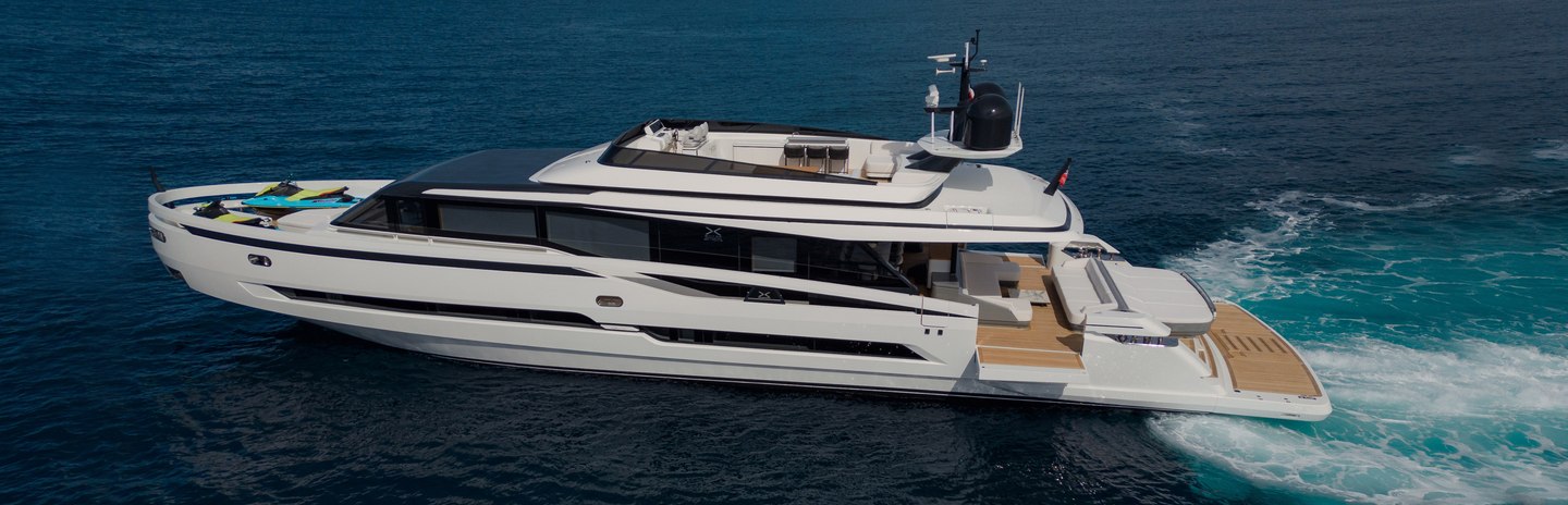 Extra X99 Fast Yachts, Example 1