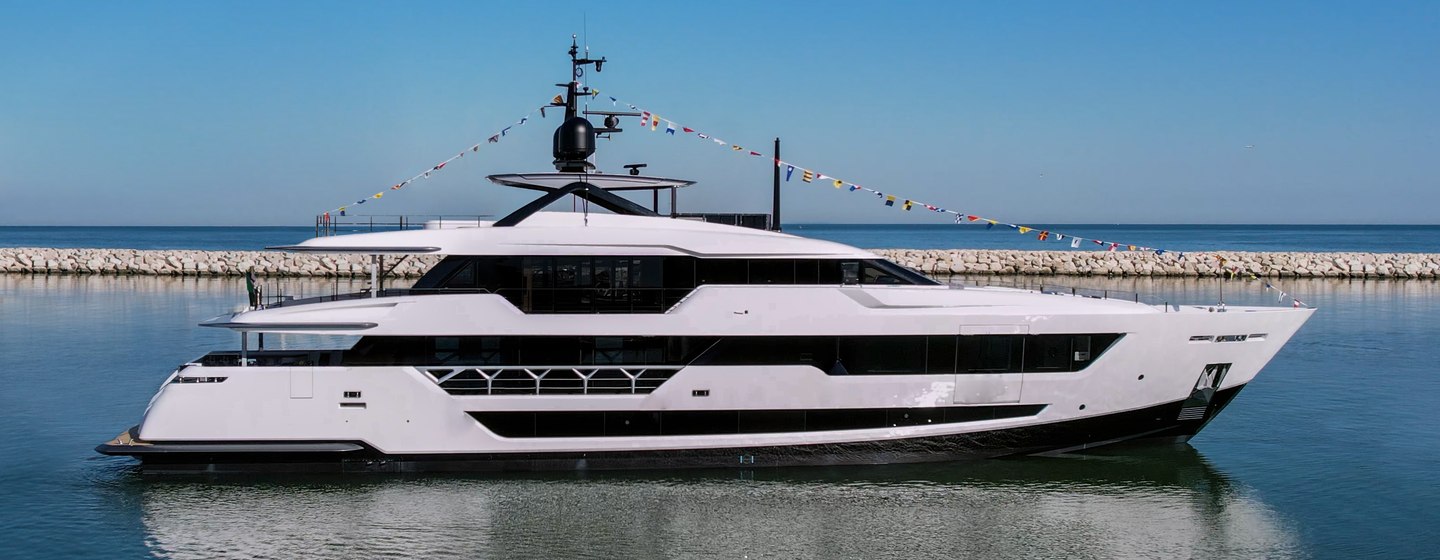 Custom Line launches new 140 superyacht flagship photo 1