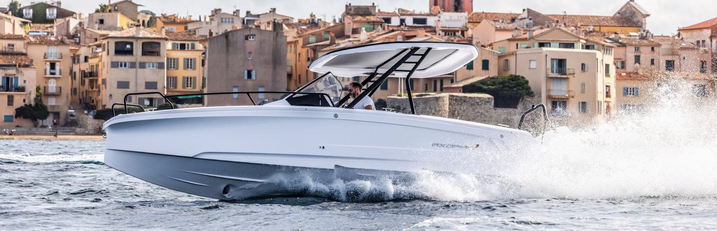 Axopar 25 Cross Top Boats, Example 1