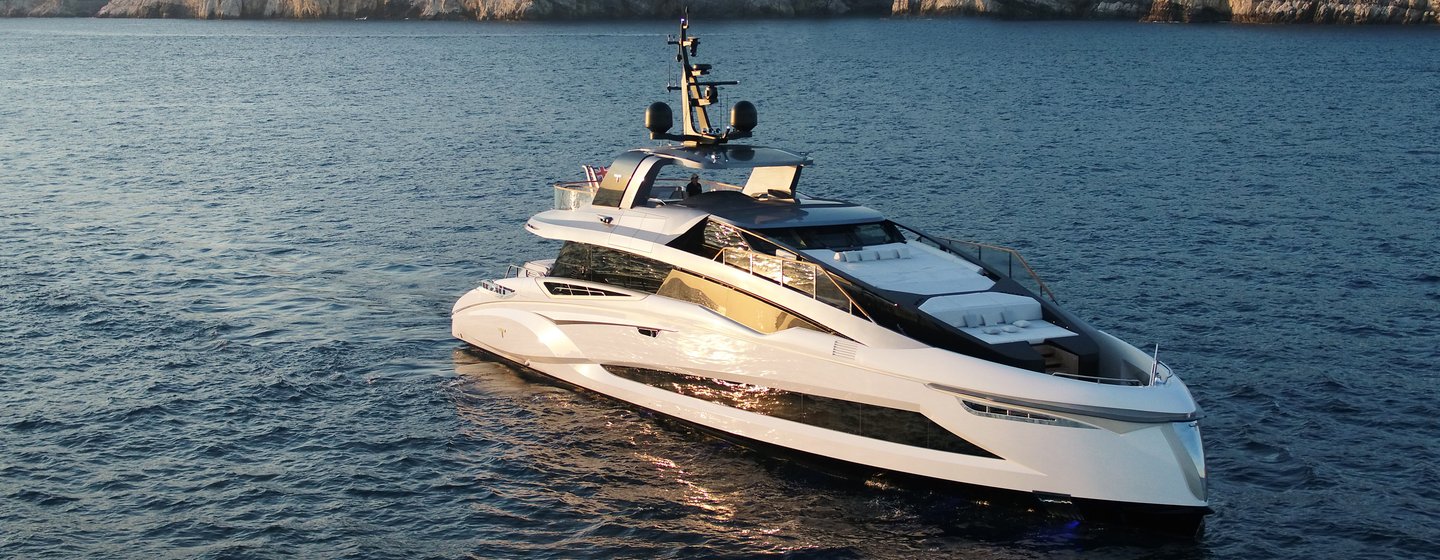 Adamas 6 superyacht on water