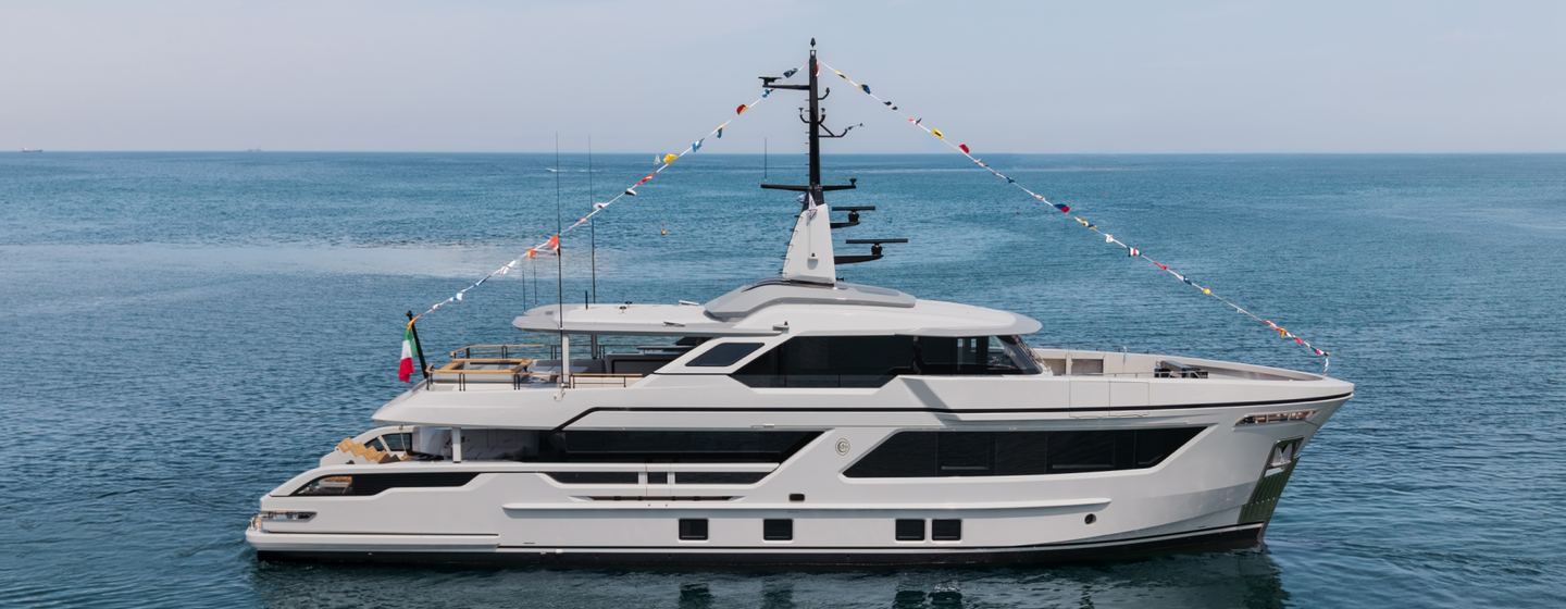 Cantiere delle Marche RJ102 Explorer Yacht Mon Coeur at launch