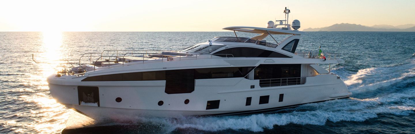 Azimut Grande 32M Yachts, Example 1